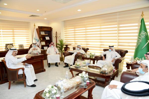 «النقل» تناقش تحديات الشرقية وتستمع لمواطنيها 