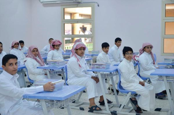 تأجيل العودة الحضورية للطلبة الأقل من 12 عاما