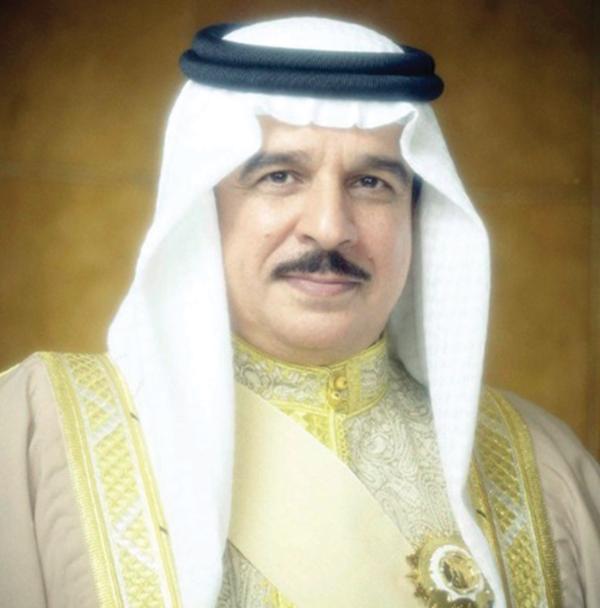 خادم الحرمين يتلقى رسالة خطية من ملك البحرين