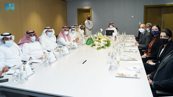 القنصل الأمريكي لدى المملكة يزور غرفة المدينة المنورة