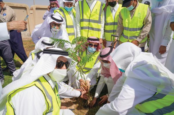 الجعفري يدشن مبادرة «الأحساء تغرس 2021»