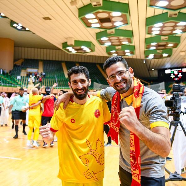 القادسية ما أحلاه.. الدوري والكأس يبغاه