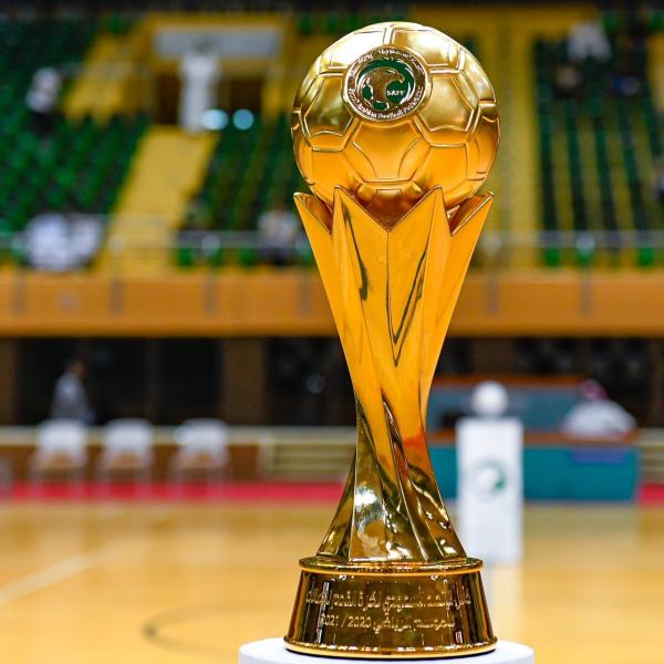 القادسية ما أحلاه.. الدوري والكأس يبغاه