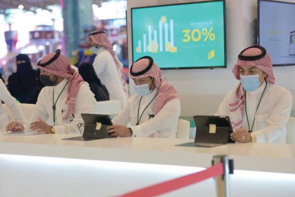 «ريف يدعمك» لمزارعي الفواكه ومربي النحل