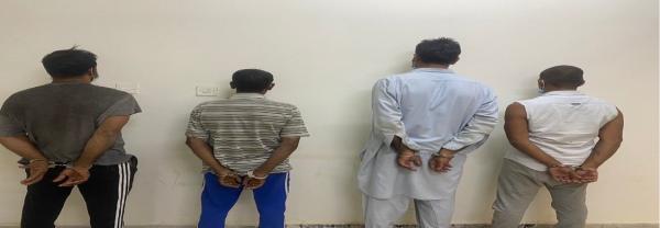ضبط 4 مقيمين قاموا بالسطو على مرفق عام بالقصيم