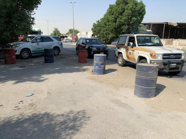 إغلاق منشأتين مخالفتين في «صناعية دلة»