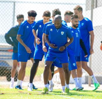 أبها يتأهب للتعاون بالهجوم المرتد
