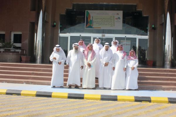 وفد «المتقاعدين بالشرقية» يشيد بجهود «تأهيل الدمام»