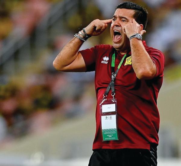 كونترا يبحث عن وديات بعد تأجيل الهلال