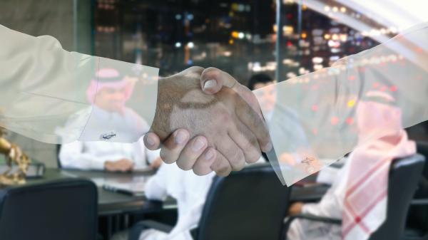 4 جهات حكومية تتولى تحويل موظفي القطاع العام إلى الخاص