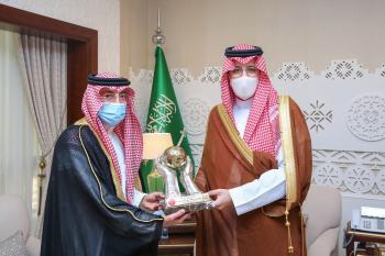 نائب أمير الشرقية يؤكد أهمية النوادي الرياضية لدعم الشباب