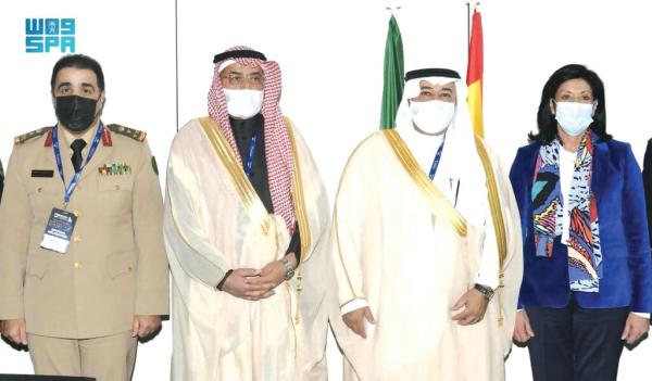 بحث التعاون العسكري مع إسبانيا