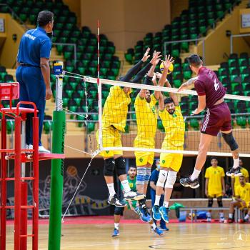 ضمك يحجب الهلال.. والفيصلي يصطاد الصدارة