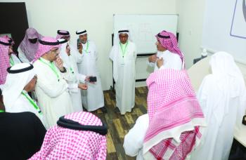 «حرمة» تحتفي بابن إدريس