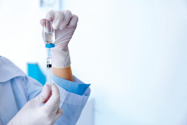 «CDC» يوصي بتطعيم البالغين بلقاح فيروس B