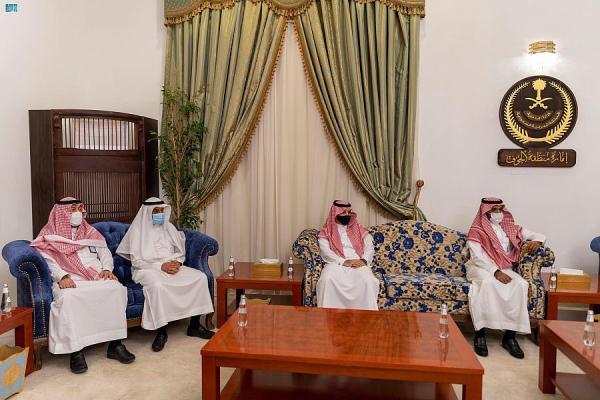 أمير الجوف يطلع على برنامج تمكين الكفاءات بالداخلية