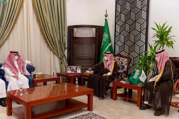 أمير الجوف يطلع على برنامج تمكين الكفاءات بالداخلية