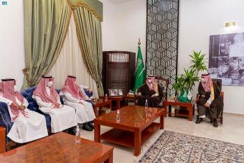 أمير الجوف يطلع على برنامج تمكين الكفاءات بالداخلية
