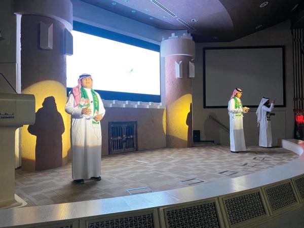 مدارس المنطقة يحتفون بذكرى البيعة