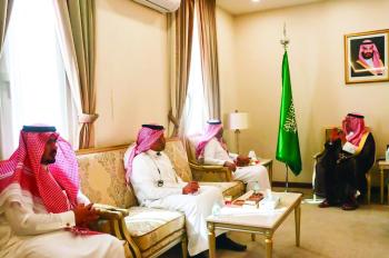 محافظ حفر الباطن يبحث جهود «البيئة والمياه والزراعة»