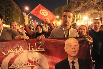 الصين تبشر بالازدهار دون فوضى الانتخابات
