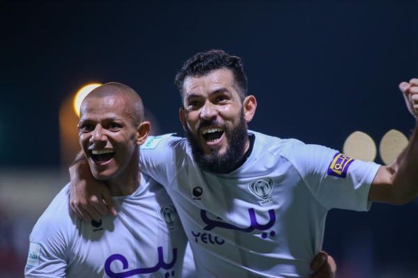 هجر يضرب العدالة.. الأخدود يحطم الكوكب