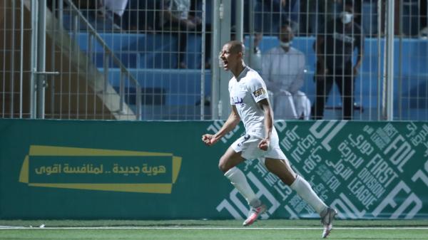 هجر يضرب العدالة.. الأخدود يحطم الكوكب