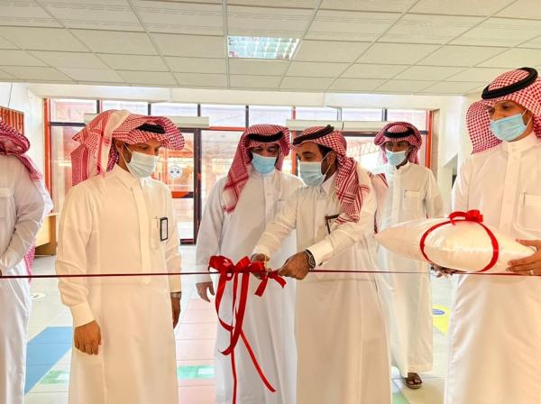120 مشاركا بمعرض ابتدائية تبوك ومتوسطة الطبري