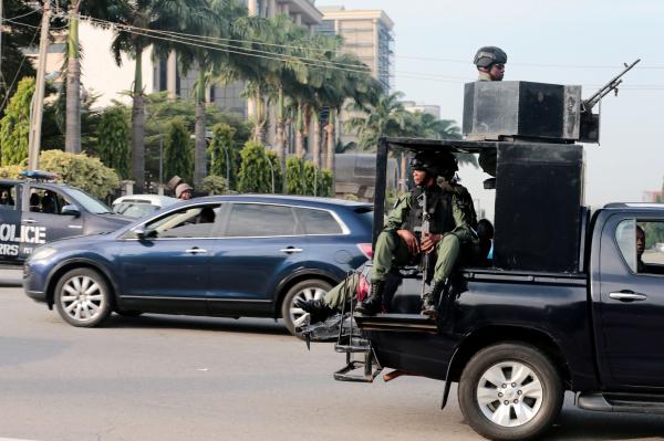 نيجيريا: مقتل 5 عسكريين في هجوم لتنظيم داعش الإرهابي
