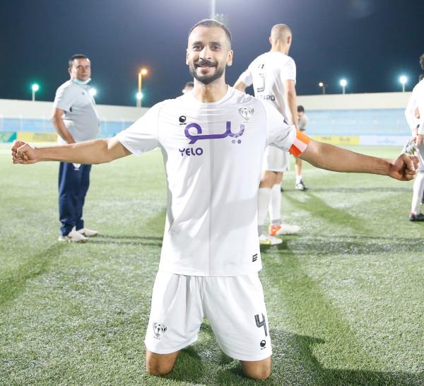 الصليبي يبعد الصندل عن هجر