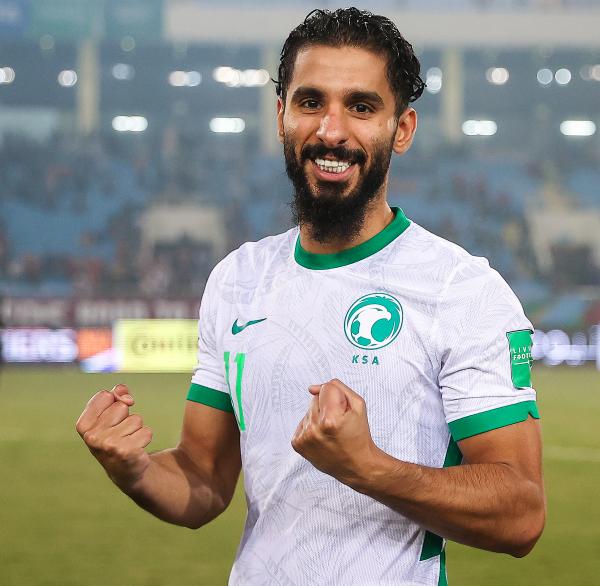 الفرد.. يعادل سالم!