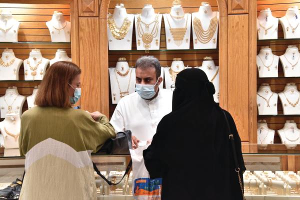 90 % نسبة العمالة الوافدة بـ«صيانة الذهب» في الشرقية
