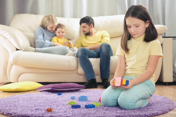 «الغيرة الفطرية» مؤشر على صحة وسلامة الطفل نفسيا