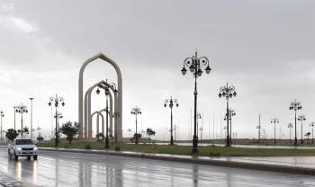 أمطار رعدية على تبوك حتى الـ 6 مساءً