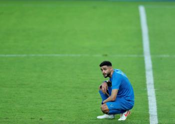 العمري يعتذر عن سيلفي «الرائد»