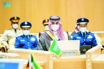 نيابة عن ولي العهد.. الأمير خالد بن سلمان يرأس وفد المملكة في اجتماع مجلس الدفاع الخليجي