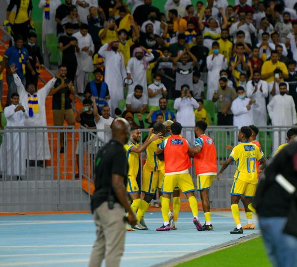 تاليسكا يعيد هيبة النصر