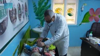 مركز الملك سلمان يخفف آلام 529 يمنيا بالزعتري