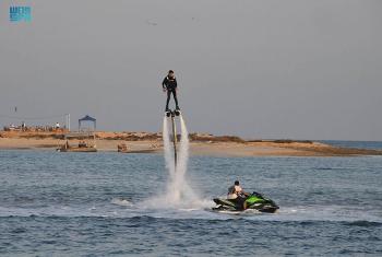 بالصور.. افتتاح بطولة المملكة للدبابات البحرية والقوارب بالجبيل