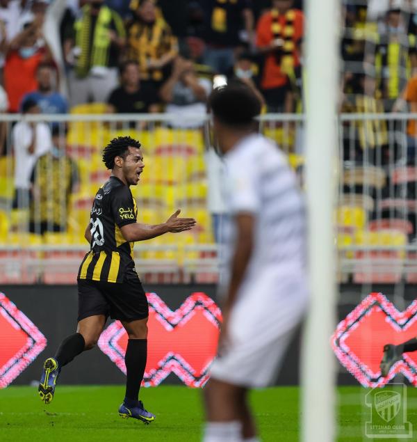 الاتحاد يسترد الصدارة