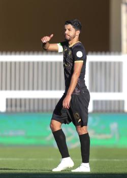 ابها يعطل الهلال بالتعادل