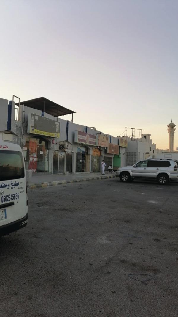 جولات تفتيشية على مستودعات المواد الغذائية بالدمام