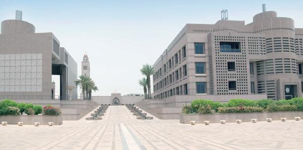 تطوير قطاع الصناعات الدوائية بجامعة المؤسس