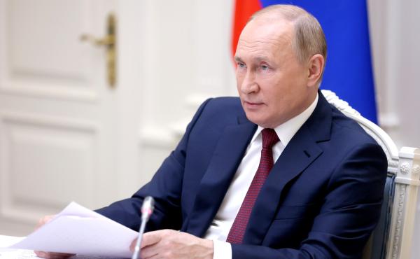 بوتين يحذر الغرب من تجاوز «الخط الأحمر»