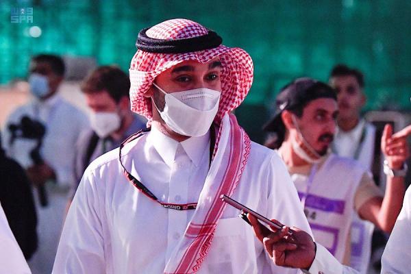 وزير الرياضة يقف على تجهيزات 'فورمولا 1 بجدة' : منجز جبار بأيدي سعودية
