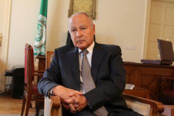 «الجامعة» تحذر من مخاطر التدخل بالشؤون العربية
