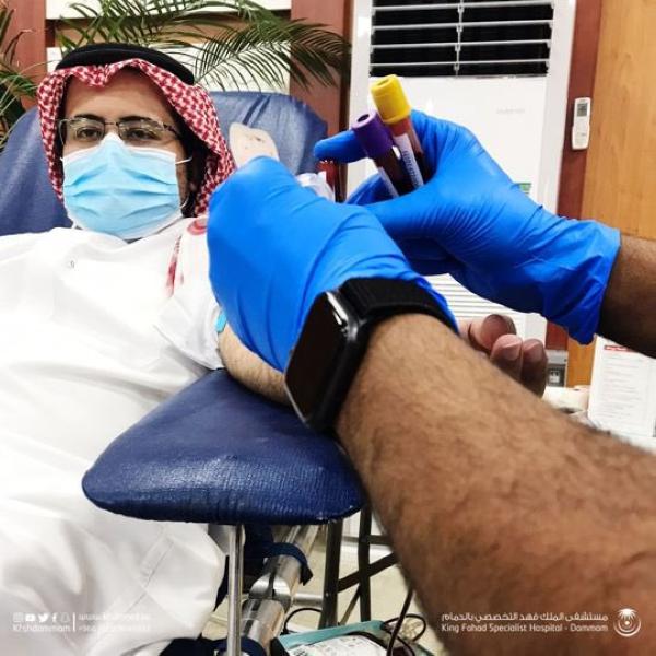 تجديد اعتمادين لمختبر «تخصصي الدمام»