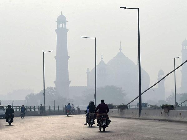 مدينة لاهور تحتل قائمة المدن الأكثر تلوثا في العالم