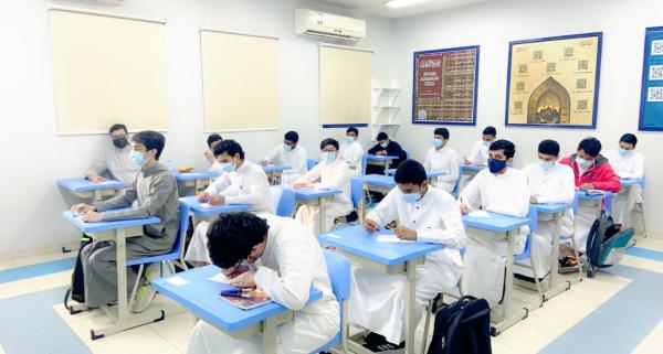 مقاعد الدراسة تمتلئ مع بداية العودة