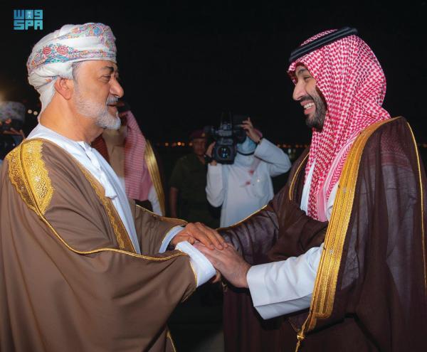 الحجرف: الجولةُ الخليجية لولي العهد ترسخ العلاقات بين دول المجلس